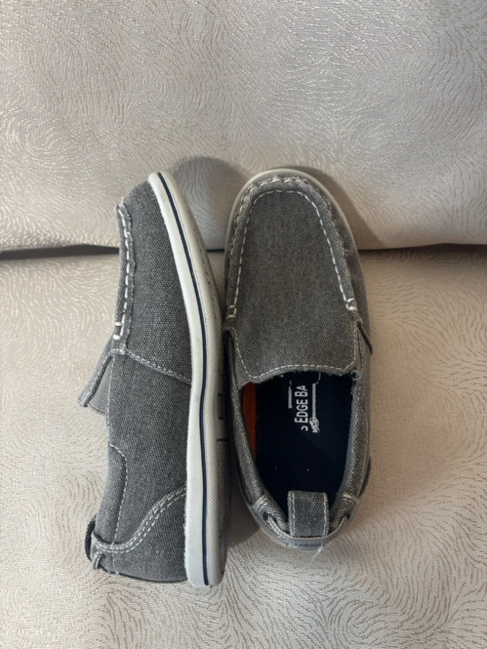 Boys Casual Slip-On Canvas Shoes in Gray 0137
